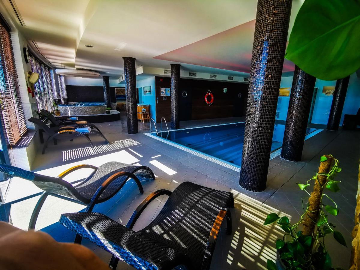 Hotel Mistral Sport Gniewino Bagian luar foto