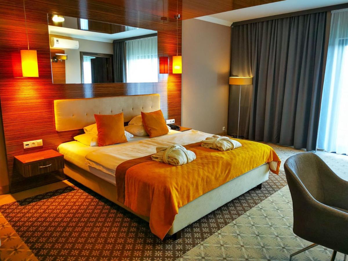 Hotel Mistral Sport Gniewino Bagian luar foto